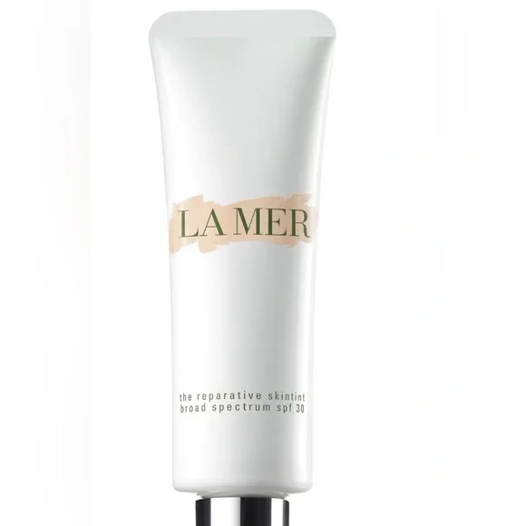 La Mer Reparative Skintint SPF30 - Picture 3 of 5